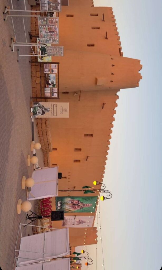 photo_5830232776941178263_y